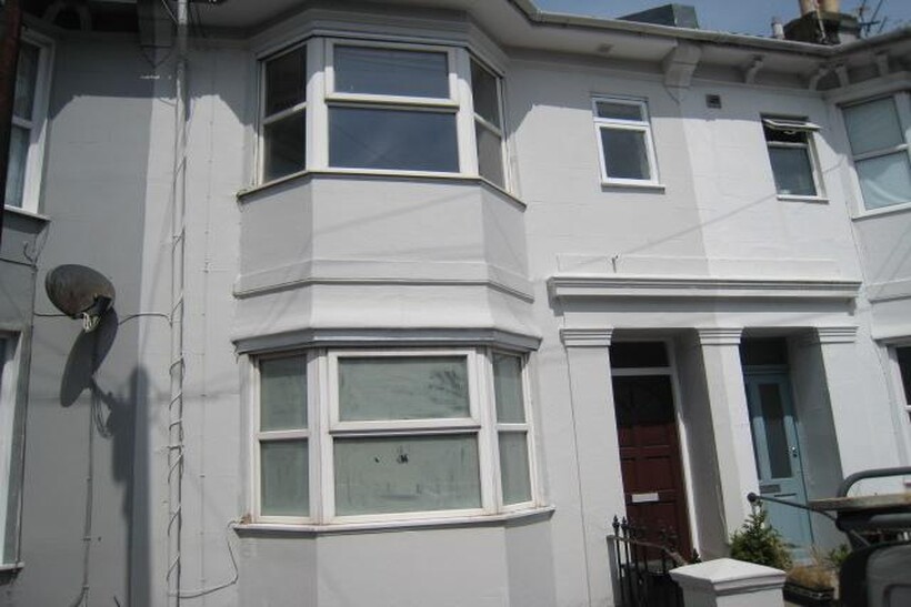 Newmarket Road, Brighton BN2 2 bed ground floor maisonette to rent - £1,425 pcm (£329 pw)
