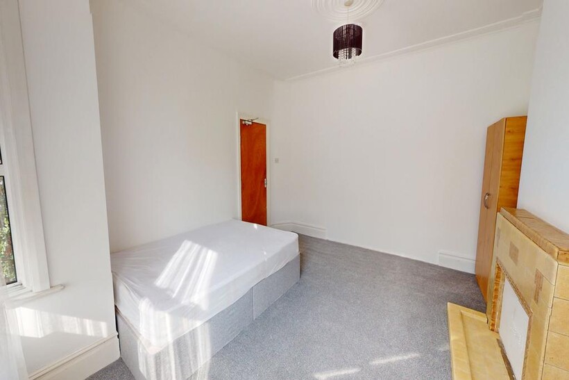 Mount Pleasant R1 1 bed in a house share to rent - £810 pcm (£187 pw)
