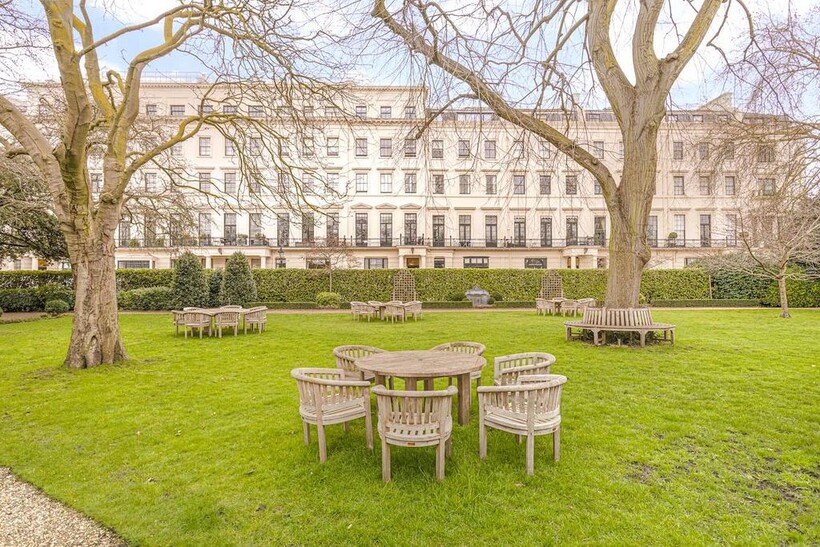 Hyde Park, London W2 2 bed apartment to rent - £7,501 pcm (£1,731 pw)