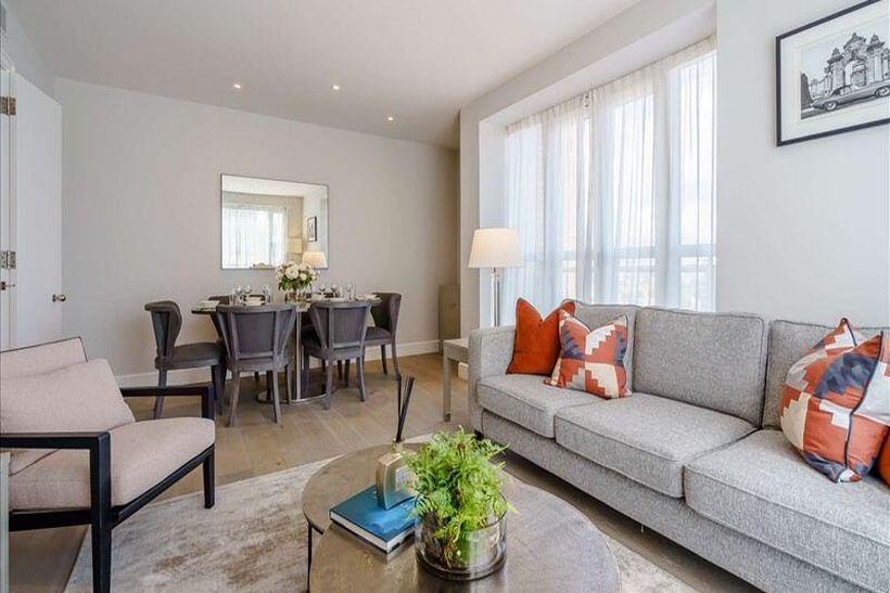 London E14 2 bed flat to rent - £4,377 pcm (£1,010 pw)