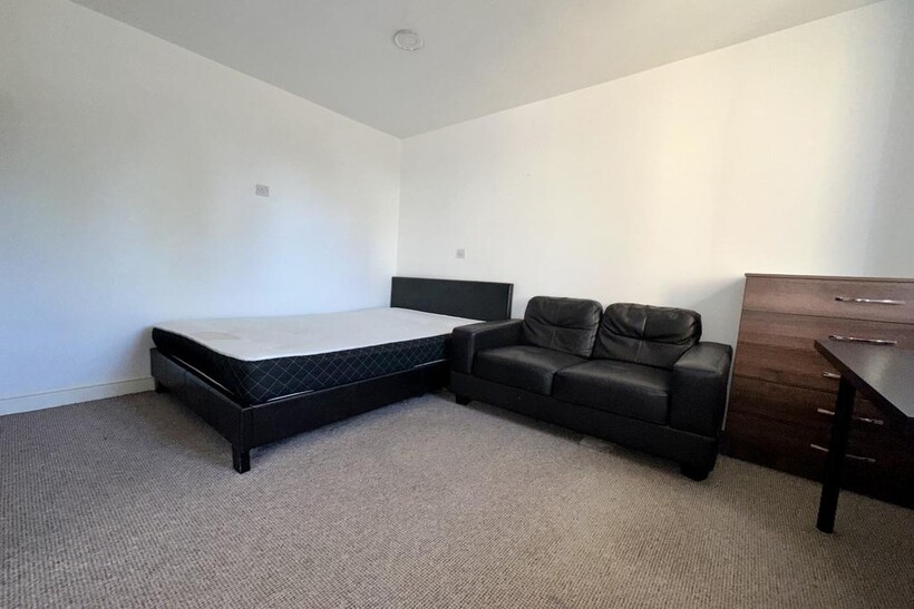 Gladstone Avenue, Loughborough LE11 1 bed flat to rent - £745 pcm (£172 pw)