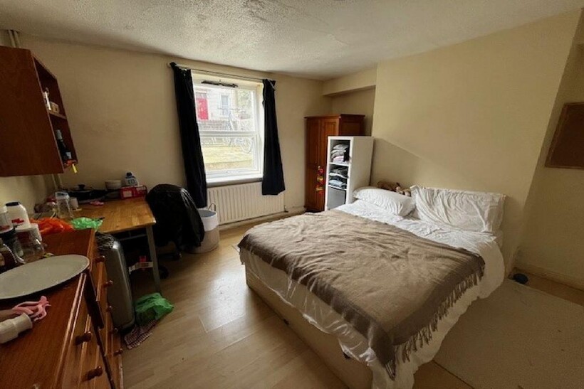 Bristol BS6 6 bed house to rent - £760 pcm (£175 pw)