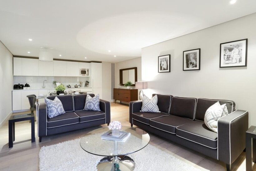 Merchant Square East, London W2 3 bed flat to rent - £7,345 pcm (£1,695 pw)