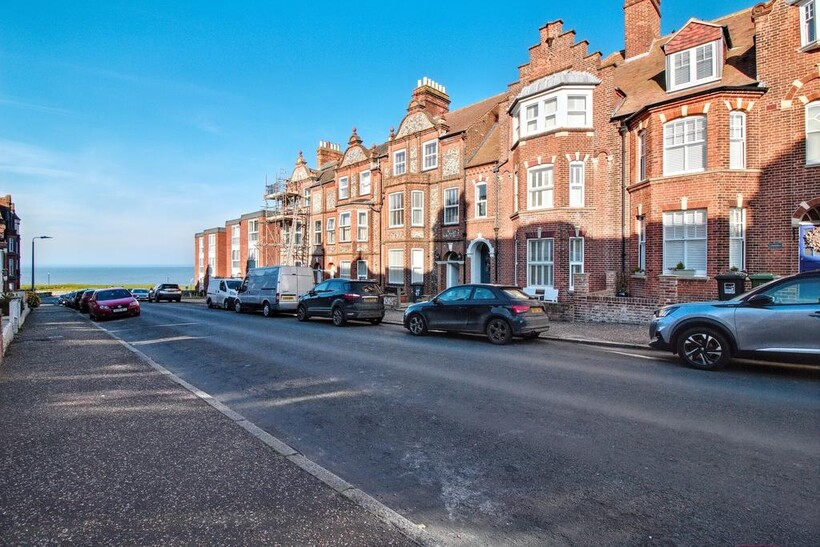 Alfred Road, Cromer NR27 9 bed townhouse to rent - £2,995 pcm (£691 pw)