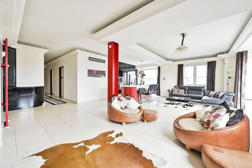 Porchester Gate, Bayswater, London, W2 4 bed flat to rent - £8,428 pcm (£1,945 pw)