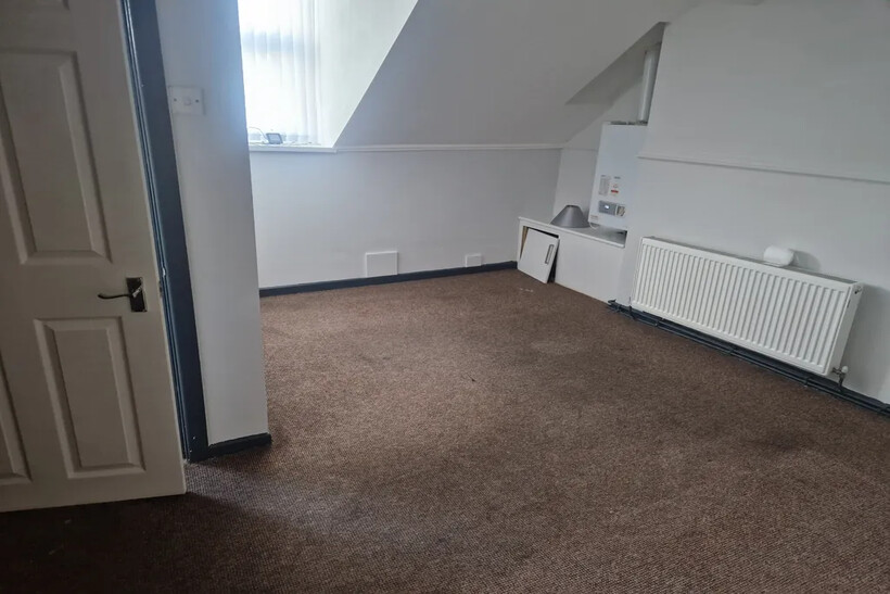 Rice Lane, Wallasey CH44 1 bed flat to rent - £495 pcm (£114 pw)