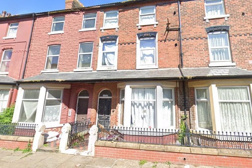 Balmoral Terrace, Fleetwood, FY7 1 bed flat to rent - £350 pcm (£81 pw)