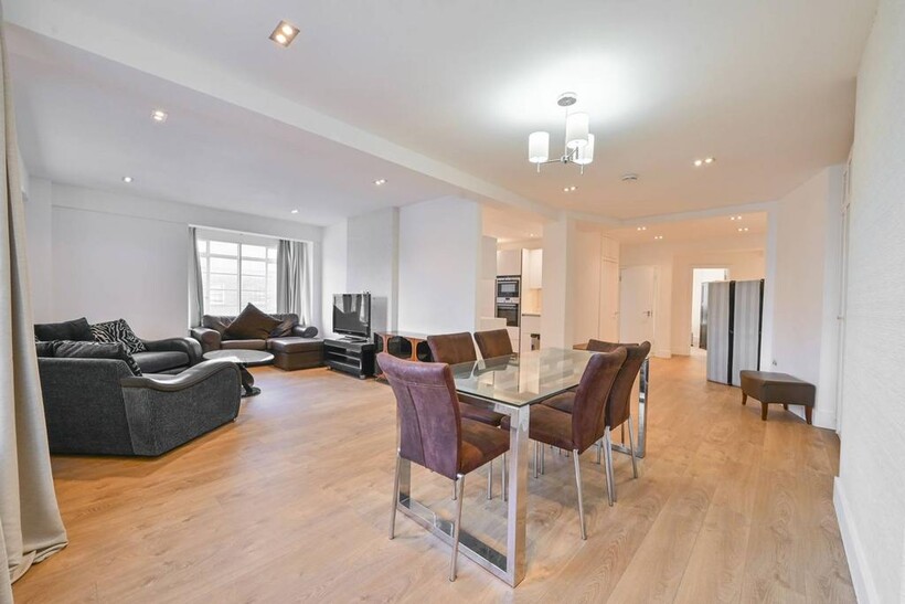 Park Road, Baker Street, London, NW1 4 bed flat to rent - £8,667 pcm (£2,000 pw)
