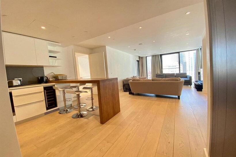 3 Merchant Square, London W2 2 bed apartment to rent - £4,983 pcm (£1,150 pw)
