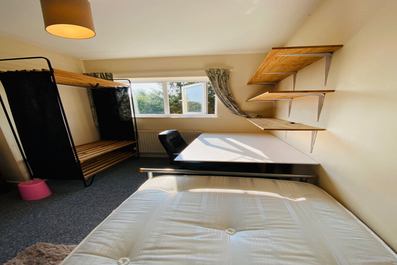 Harcourt Terrace, Headington OX3 6 bed semi-detached house to rent - £775 pcm (£179 pw)