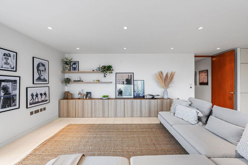 Oval Road, NW1 3 bed flat to rent - £7,150 pcm (£1,650 pw)