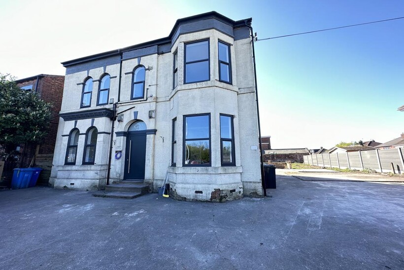 Manchester Road, Manchester, M34 1 bed flat to rent - £950 pcm (£219 pw)