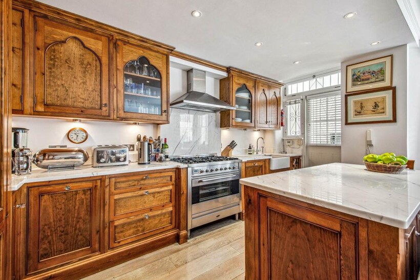 Cadogan Square, Chelsea 3 bed house to rent - £17,333 pcm (£4,000 pw)