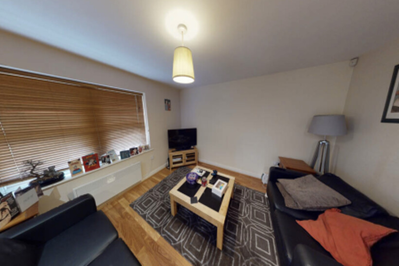 Cardigan Road, Leeds 2 bed house to rent - £650 pcm (£150 pw)