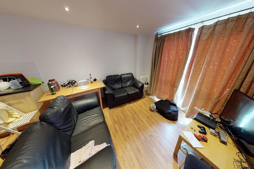 Holborn Central, Leeds 3 bed flat to rent - £585 pcm (£135 pw)