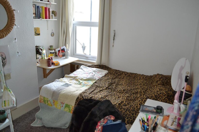 Whippingham Road, Brighton BN2 1 bed semi-detached house to rent - £715 pcm (£165 pw)