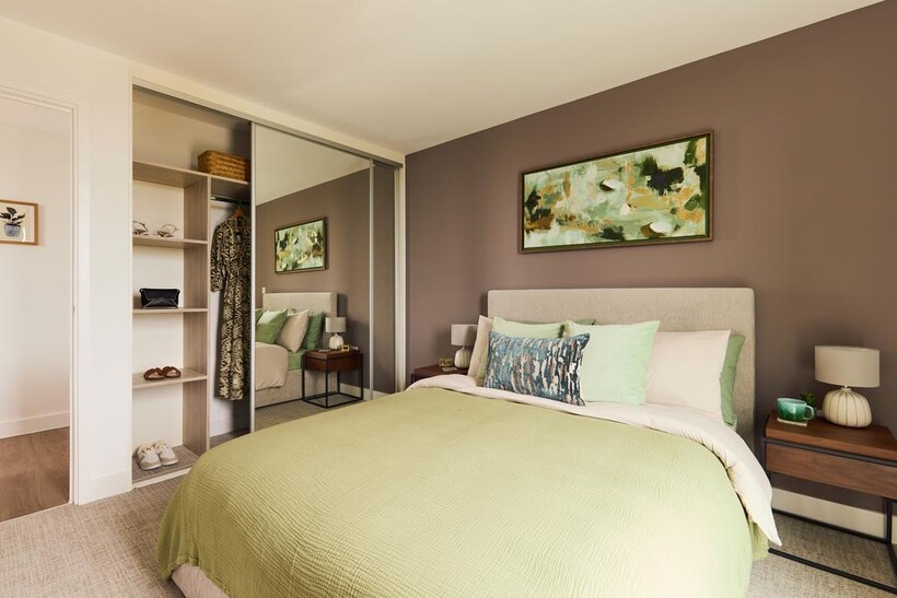 at Park Square, Park Square, 650... 1 bed apartment to rent - £1,250 pcm (£288 pw)