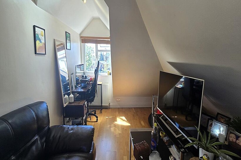 Radnor Road, Harrow HA1 1 bed flat to rent - £1,275 pcm (£294 pw)