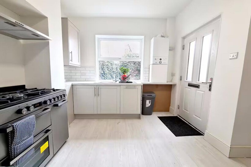 Brunswick Street, Sheffield S10 6 bed property to rent - £498 pcm (£115 pw)