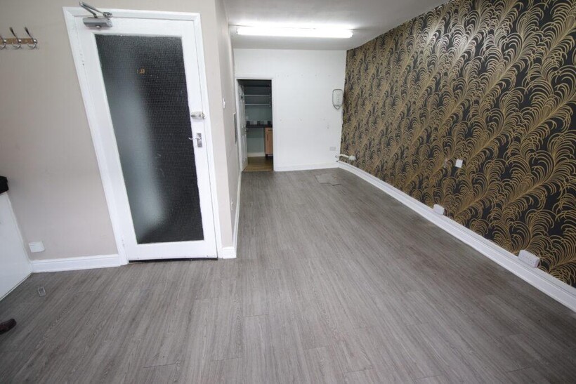 34b Newgate Street, Morpeth NE61 1BA Property to rent - £325 pcm (£75 pw)