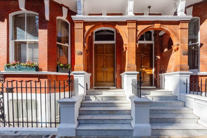 Cadogan Square, Chelsea 3 bed house to rent - £23,833 pcm (£5,500 pw)