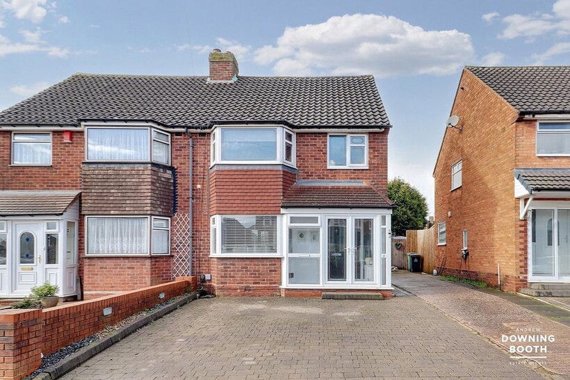 Cookesley Close, Birmingham B43 3 bed semi-detached house to rent - £1,350 pcm (£312 pw)