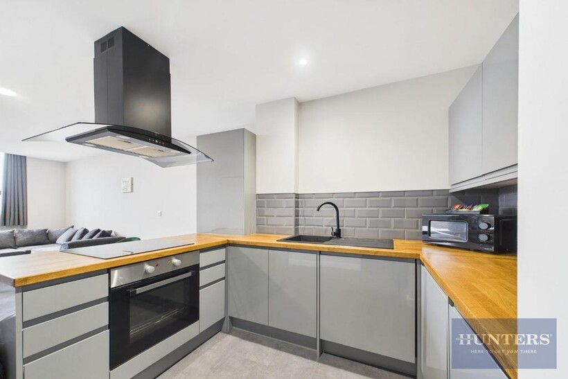 Kitchen / Living Room