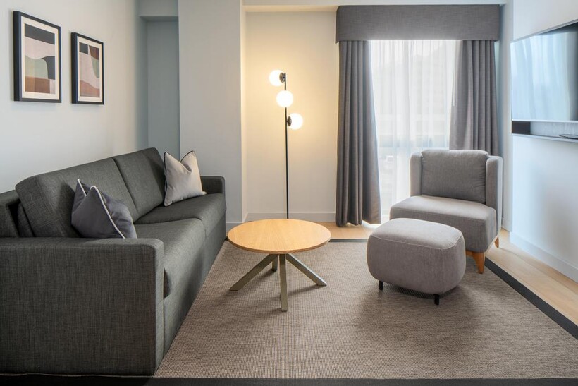 1 Bedroom Fully Furnished 1 bed apartment to rent - £1,400 pcm (£323 pw)