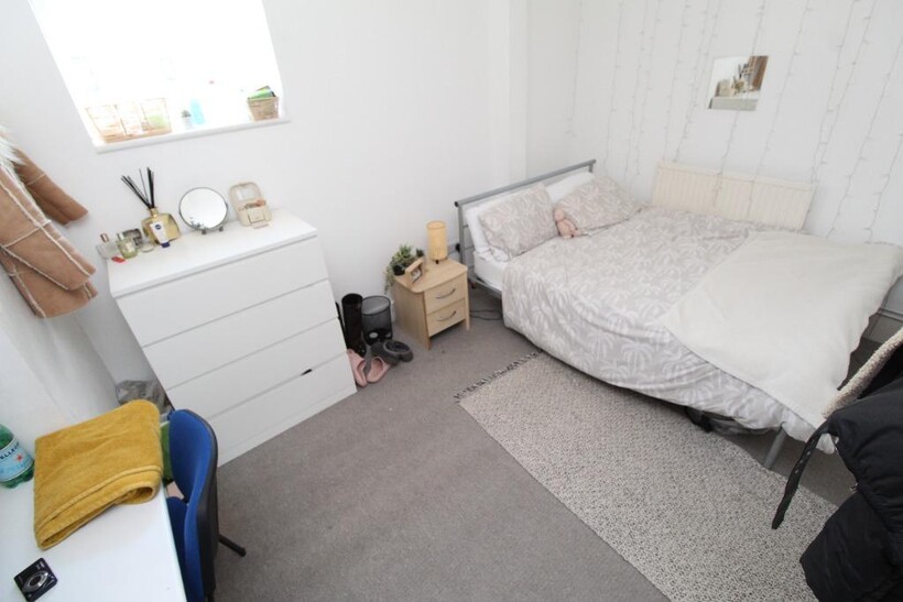 Osmaston Street, Lenton NG7 4 bed flat to rent - £2,166 pcm (£500 pw)