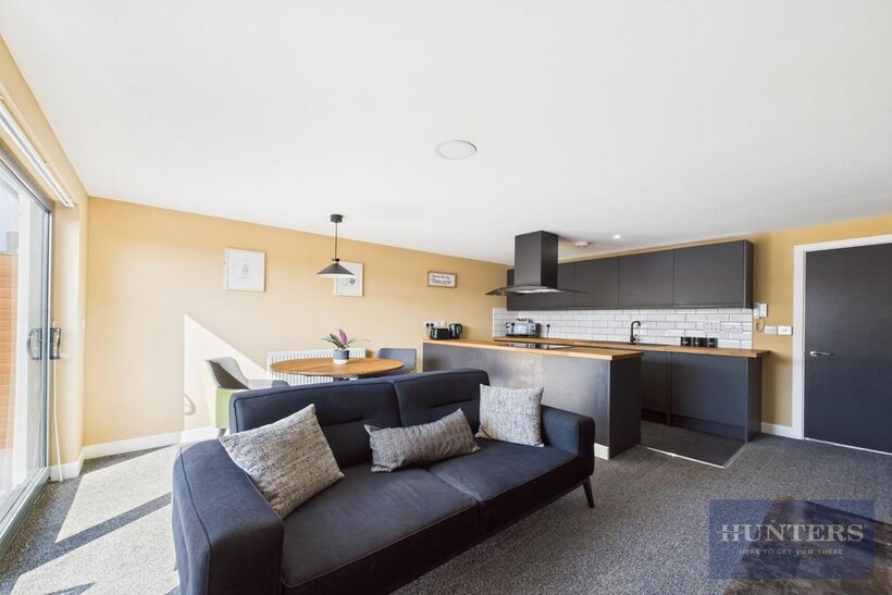 Kitchen / Living Room