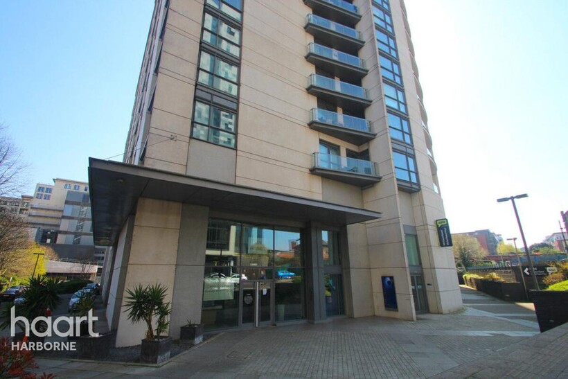 Birmingham B1 1 1 bed apartment to rent - £1,075 pcm (£248 pw)