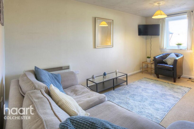 Meachen Road, COLCHESTER 1 bed in a flat share to rent - £440 pcm (£102 pw)