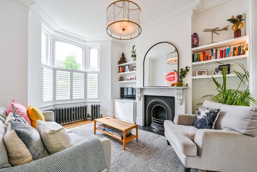 Highbury Hill, Highbury, London, N5 4 bed house to rent - £8,996 pcm (£2,076 pw)