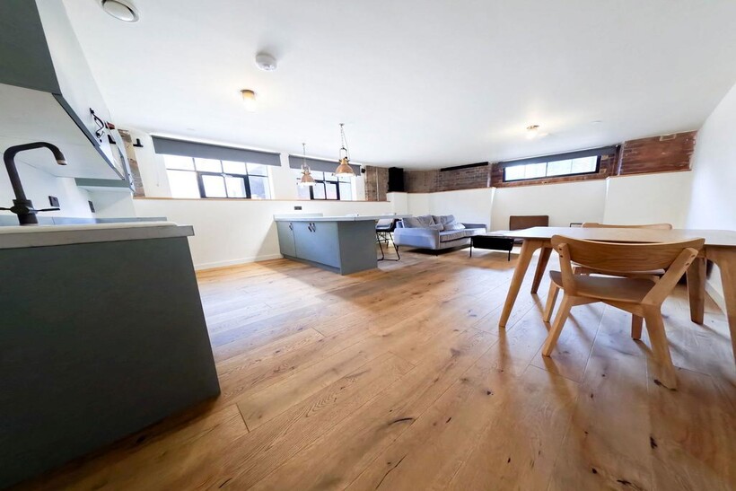 7 Mary Ann Street, Birmingham B3 2 bed apartment to rent - £1,295 pcm (£299 pw)