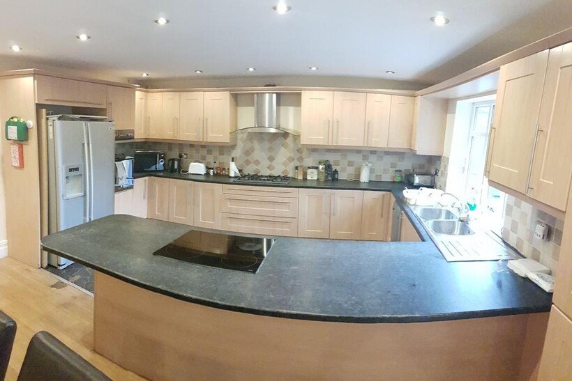 Kingswood Road, Manchester 10 bed semi-detached house to rent - £4,983 pcm (£1,150 pw)