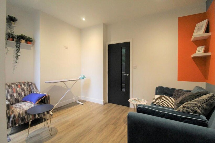 Wilkinson Avenue, Beeston, NG9 2NL 5 bed terraced house to rent - £400 pcm (£92 pw)