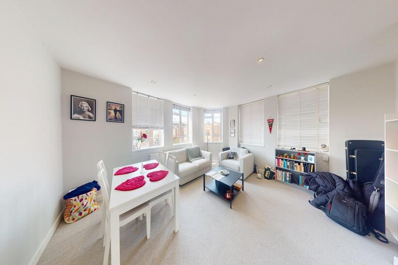 Townshend Road, London, NW8 3 bed apartment to rent - £3,950 pcm (£912 pw)