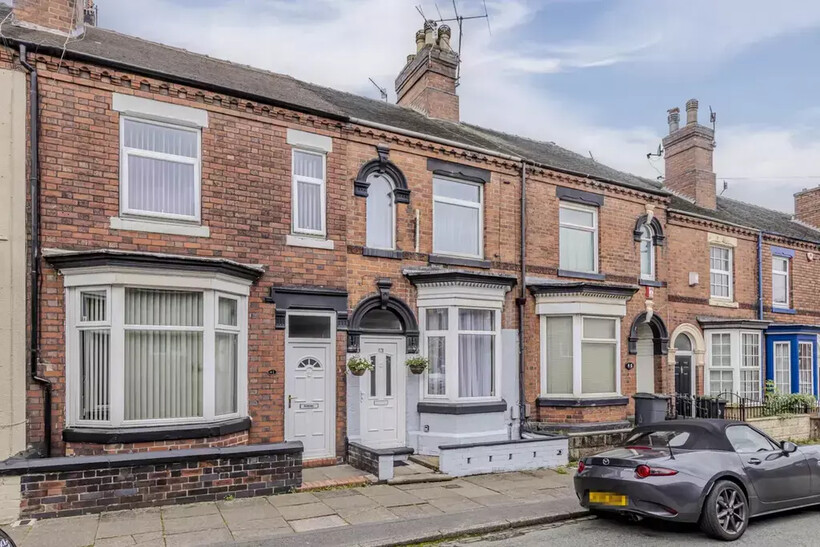 Masterson Street, Stoke-on-Trent ST4 3QB 2 bed terraced house to rent - £895 pcm (£207 pw)