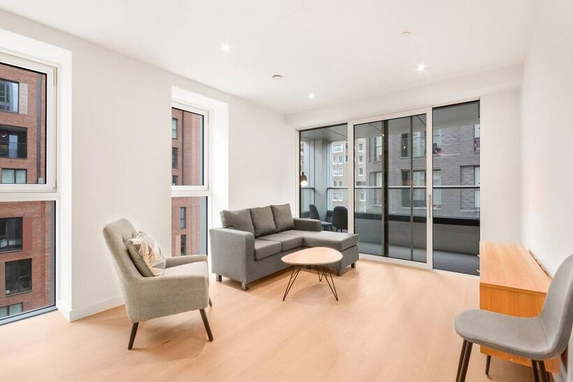 Deacon Street, Elephant and Castle... 2 bed flat to rent - £4,800 pcm (£1,108 pw)