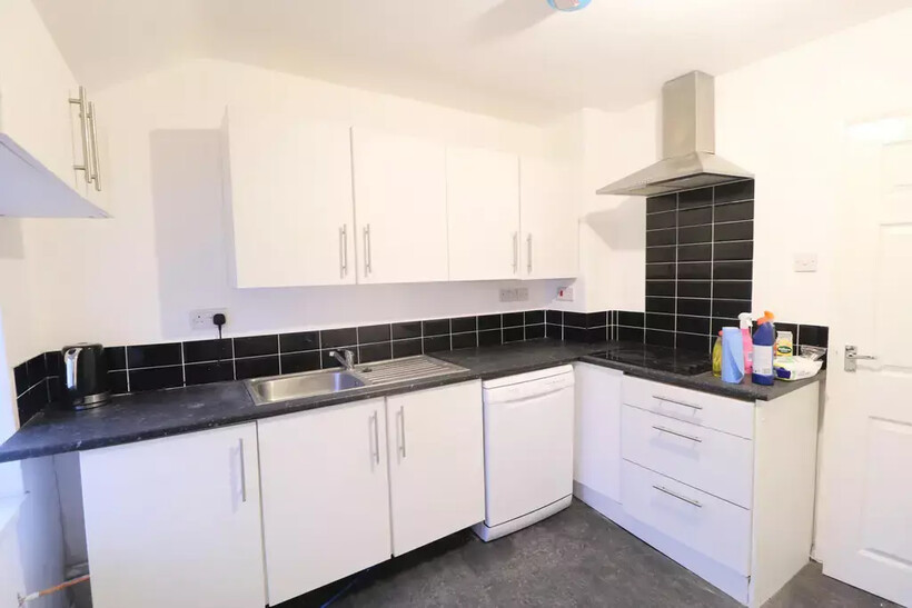 Waterloo road, Stoke-on-Trent ST6 2EH 2 bed flat to rent - £725 pcm (£167 pw)