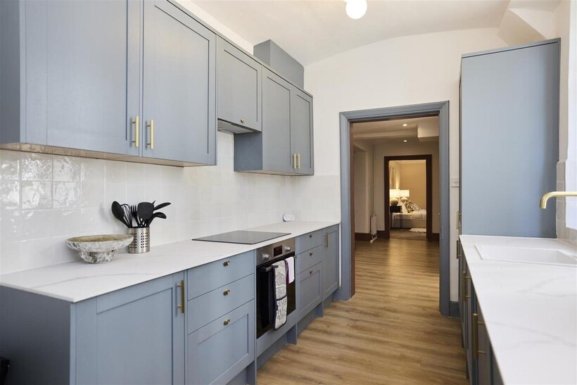 Belsize Park Gardens, Belsize Park, NW3 2 bed apartment to rent - £7,500 pcm (£1,731 pw)