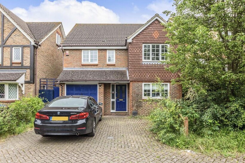 Horsley Drive, Kingston Upon Thames KT2 4 bed house to rent - £3,950 pcm (£912 pw)