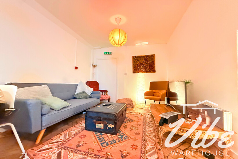 Cara House, Seven Sisters Road... 6 bed flat to rent - £3,950 pcm (£912 pw)