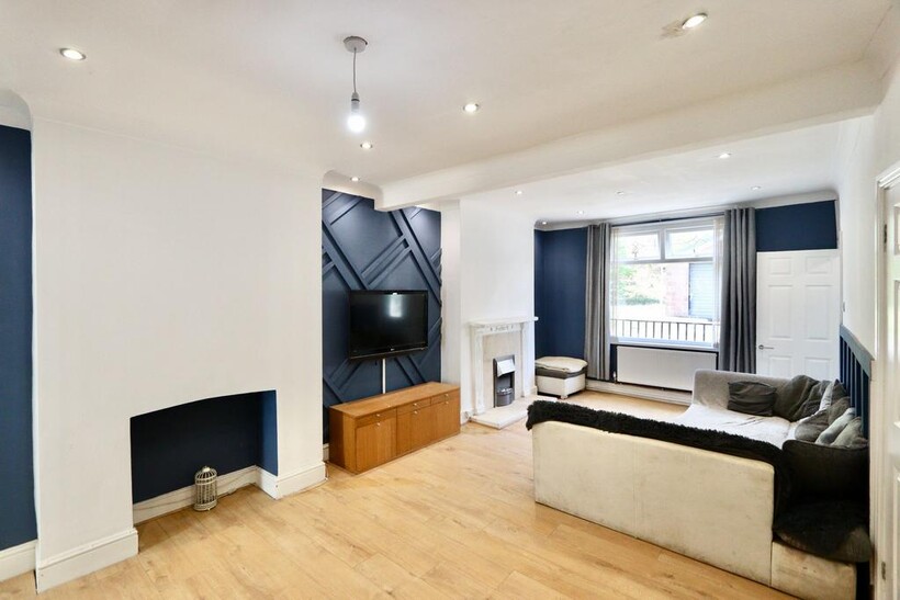 William Street, Cwm, NP23 3 bed terraced house to rent - £845 pcm (£195 pw)