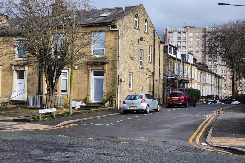 113 Little Horton Lane, Bradford, BD5 0 BU