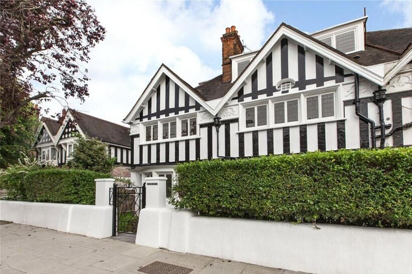 Kidderpore Avenue, London NW3 5 bed terraced house to rent - £12,783 pcm (£2,950 pw)