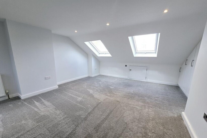 Kimberely Gardens, London 6 bed terraced house to rent - £4,750 pcm (£1,096 pw)