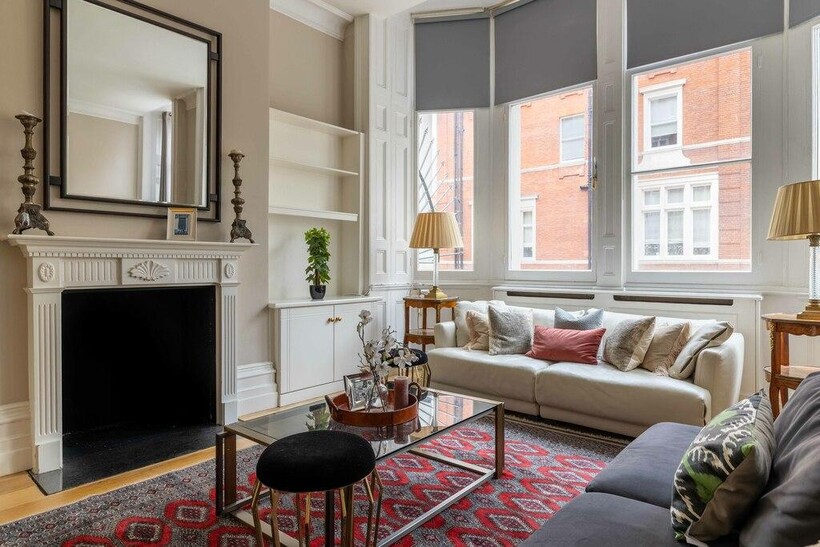 Cadogan Square, Knightsbrige, SW1X 2 bed flat to rent - £9,750 pcm (£2,250 pw)