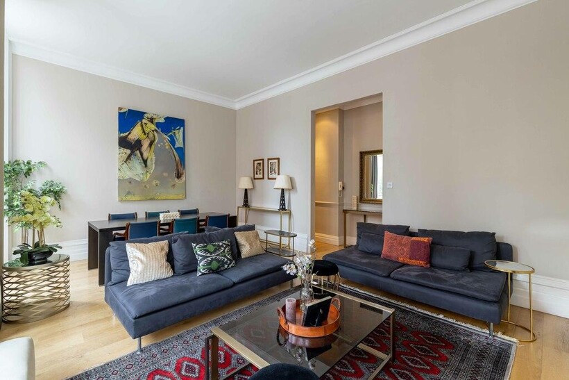 Cadogan Square, Knightsbrige, SW1X 2 bed flat to rent - £9,750 pcm (£2,250 pw)