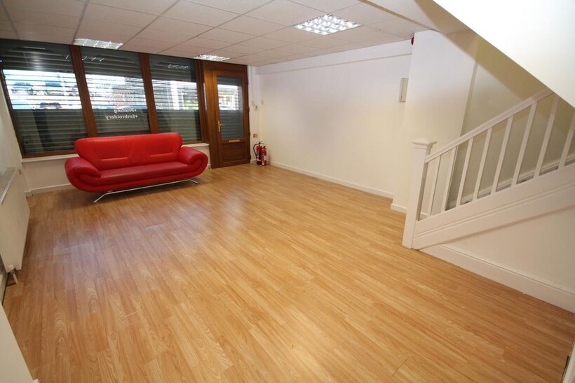 Cheetham Street, Rochdale OL16 Property to rent - £895 pcm (£207 pw)